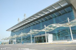 济宁机场位于中国济宁市西南28公里处的嘉祥