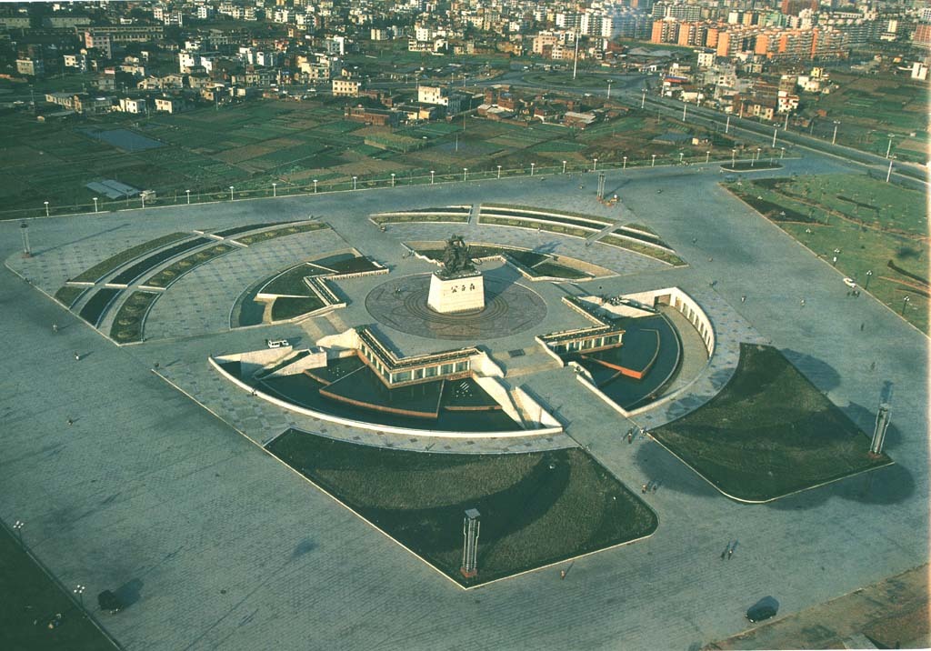 龙岩市gdp_2018年龙岩市GDP多少 人均收入多少 看看这份经济年报就知道(3)