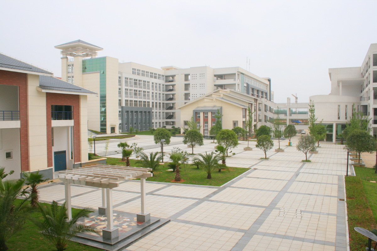 广西师范大学