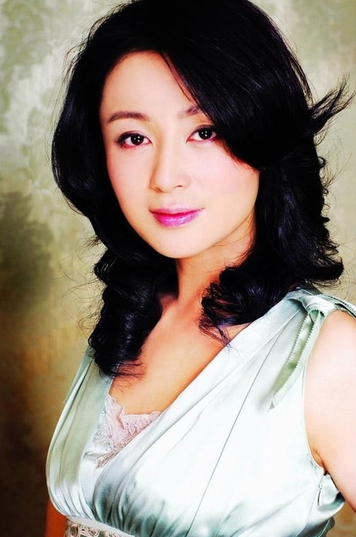 <em>陈红</em>-大陆著名<em>女演员</em>