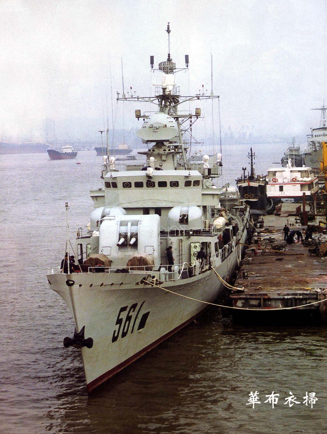海军561汕头舰退役图片