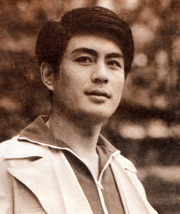 中文名称:梁同裕 国籍:中国 出生地:大连 出生日期:1955年 职业:演员