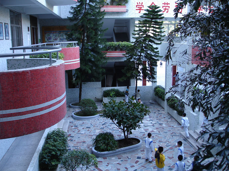 汕头市龙湖区金珠小学